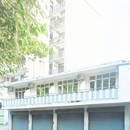 טביליסי Hotel Caucase מראה חיצוני תמונה