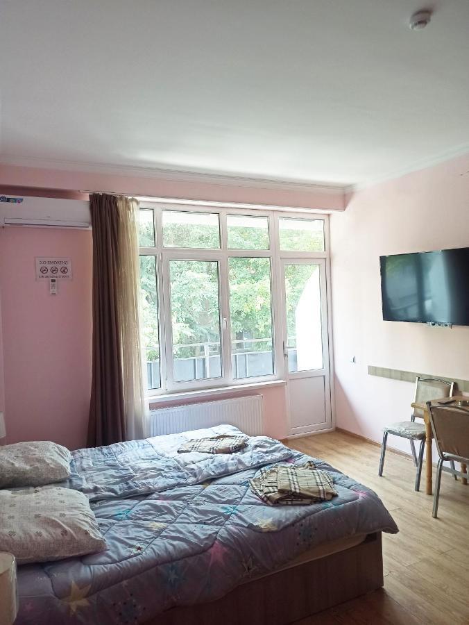 טביליסי Hotel Caucase מראה חיצוני תמונה